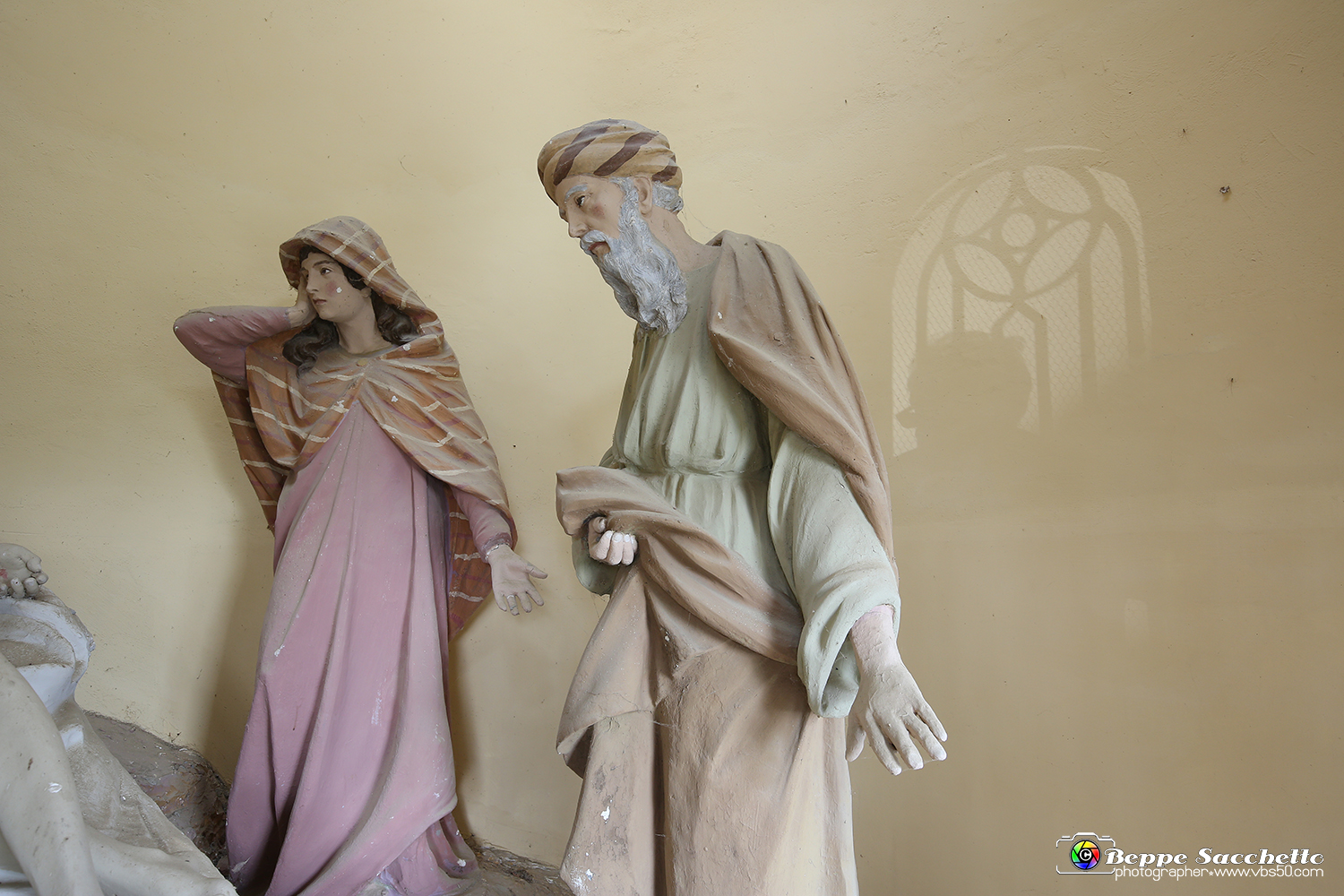 VBS_6802 - I Piloni della Via Crucis del Sacro Monte di Montà d'Alba.jpg